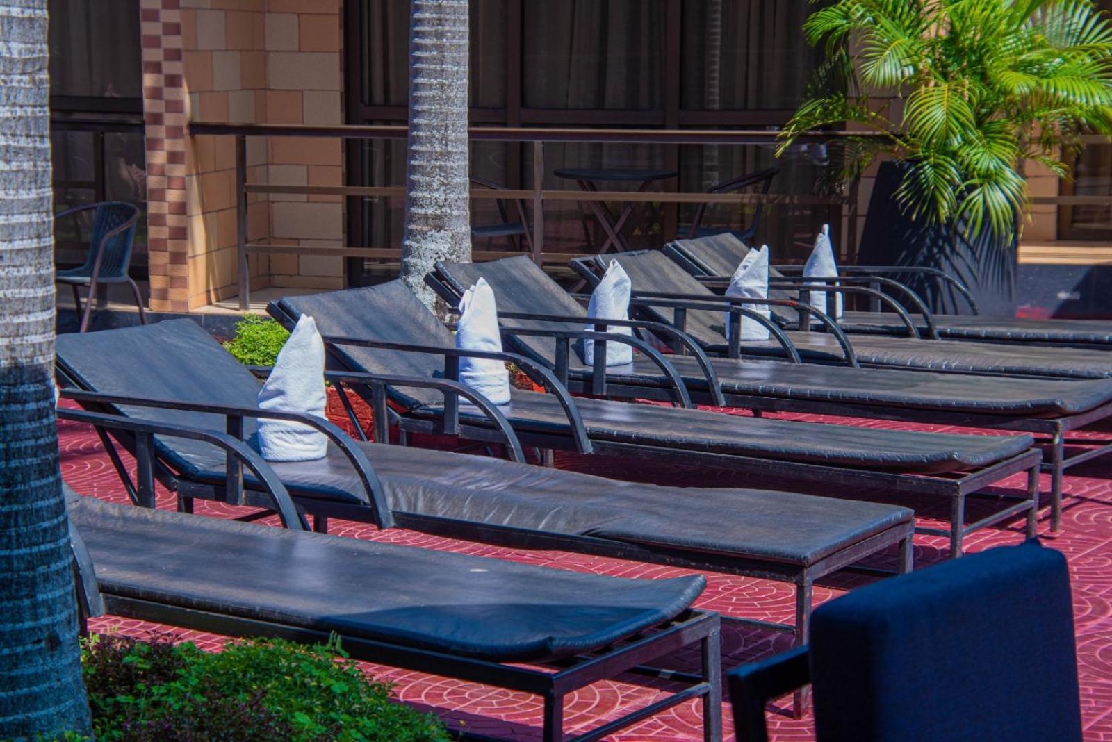 Mika Hotel Kabulonga ลุซากา ภายนอก รูปภาพ