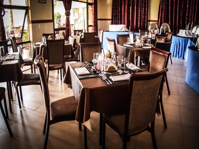 Mika Hotel Kabulonga ลุซากา ภายนอก รูปภาพ