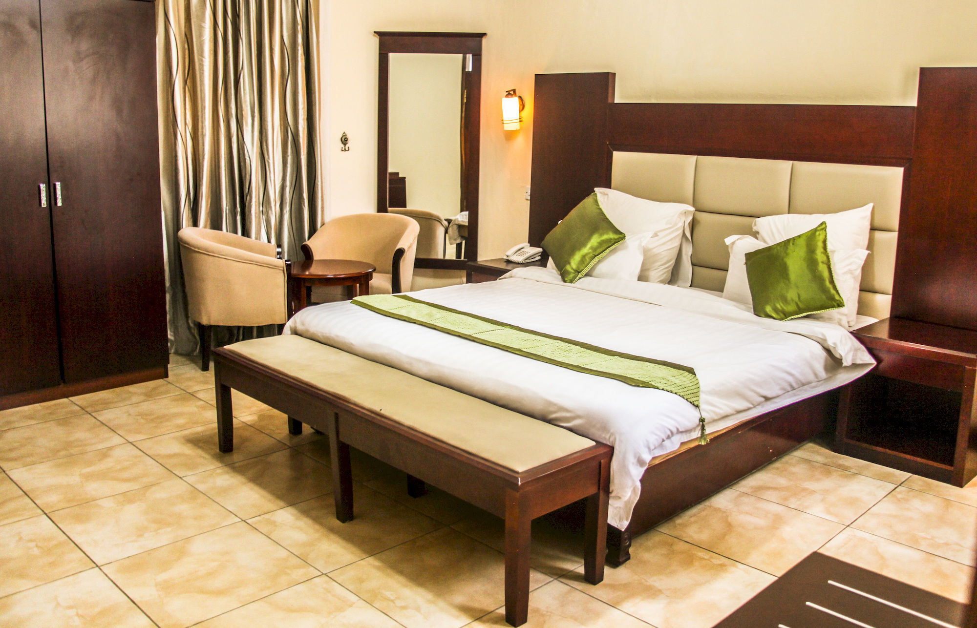Mika Hotel Kabulonga ลุซากา ภายนอก รูปภาพ
